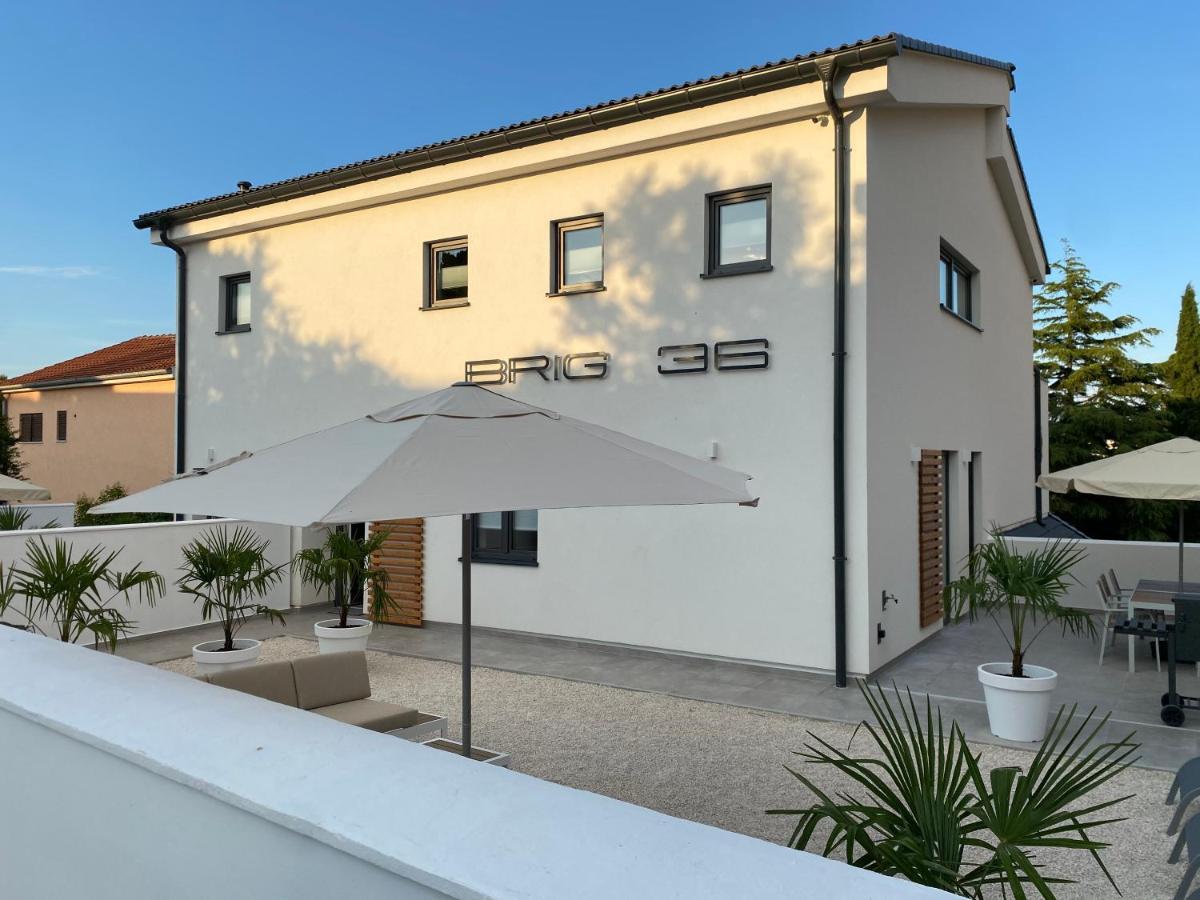 Brig 36 Villa *